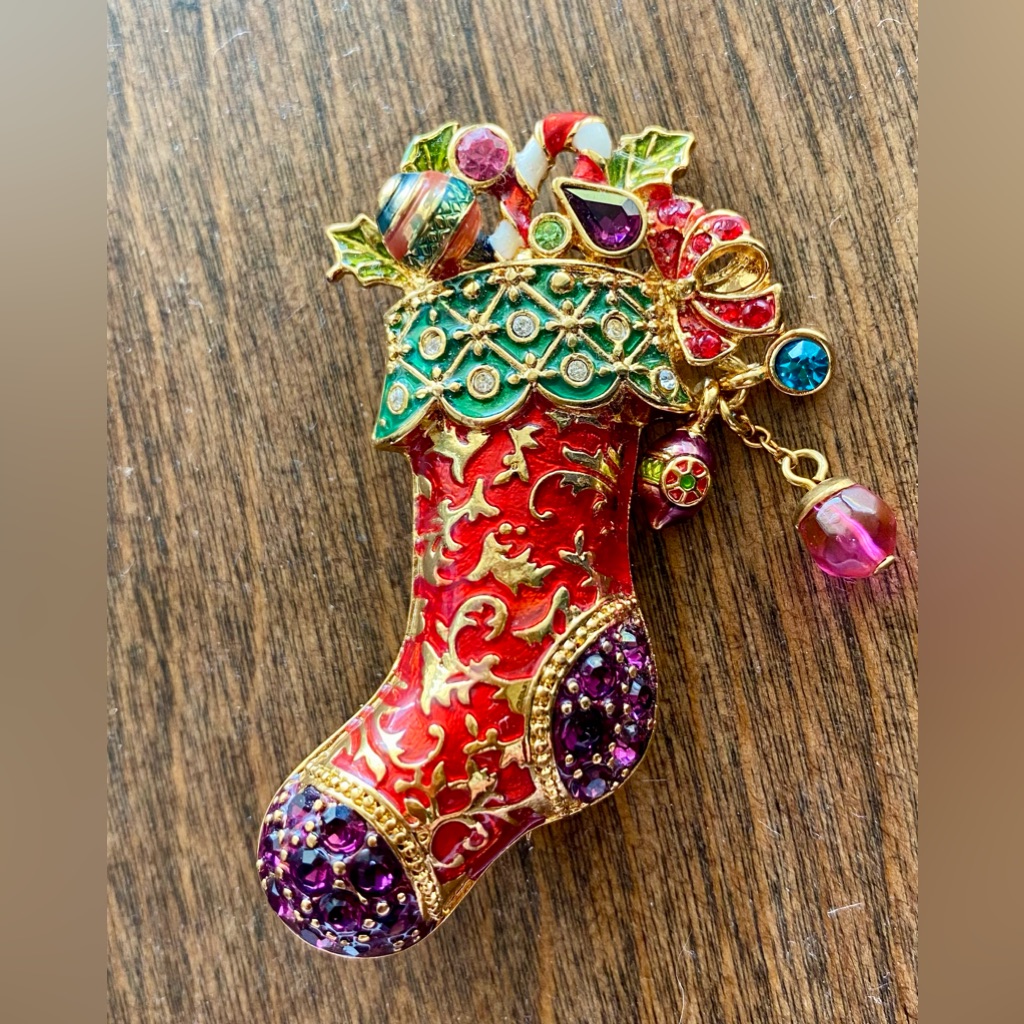 Miriam Haskell Christmas Stocking Brooch 55$